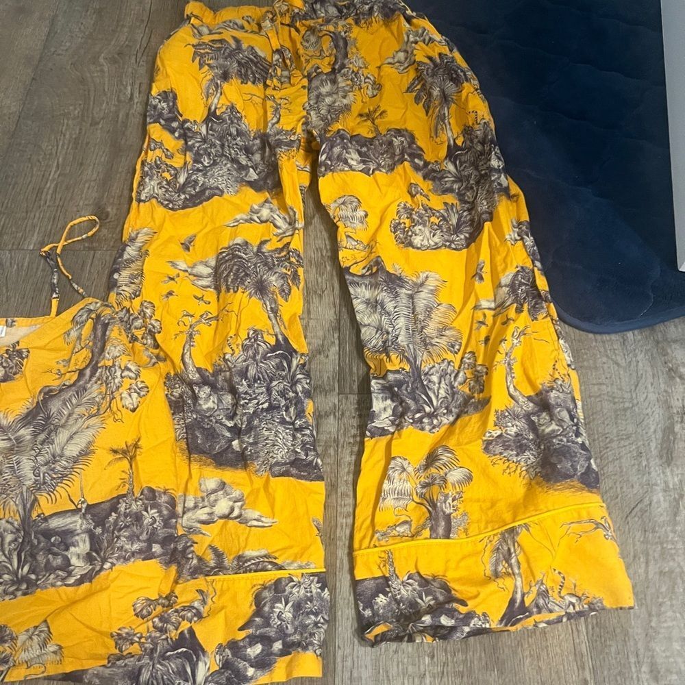 Desmond & Dempsey Yellow and Gray Printed outfit Set xs - Picture 4 of 9